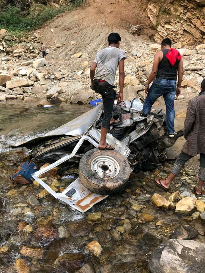 जाजरकोटमा दुखद खबर : जीप दुर्घ’टना हुँदा वडा अध्यक्ष सहित ६ को मृ’त्यु…